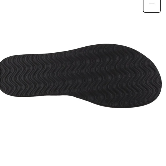 Easy Street Stevie Women’ Flip Flop Sandals Striped Metallic Purple sz 10 - Picture 3 of 9